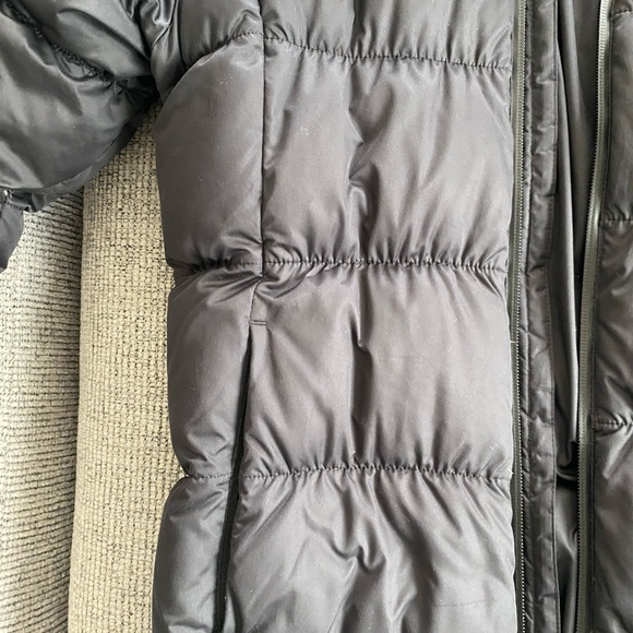 Long Down Patagonia Coat - Picture 8 of 16